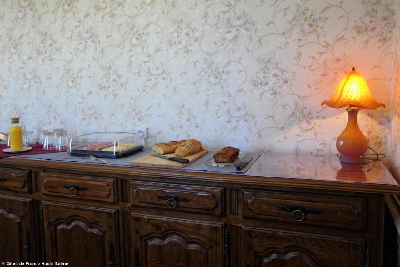 Au Fil Du Temps Bed & Breakfast Fougerolles-Saint-Valbert ภายนอก รูปภาพ