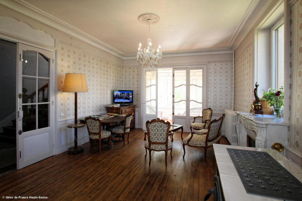 Au Fil Du Temps Bed & Breakfast Fougerolles-Saint-Valbert ภายนอก รูปภาพ