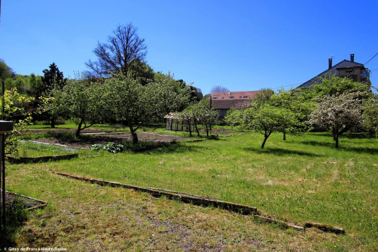 Au Fil Du Temps Bed & Breakfast Fougerolles-Saint-Valbert ภายนอก รูปภาพ